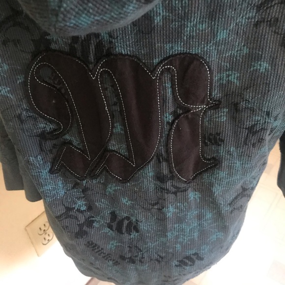 Disneyland resort Mickey sweatshirt XXL plus - Picture 4 of 5